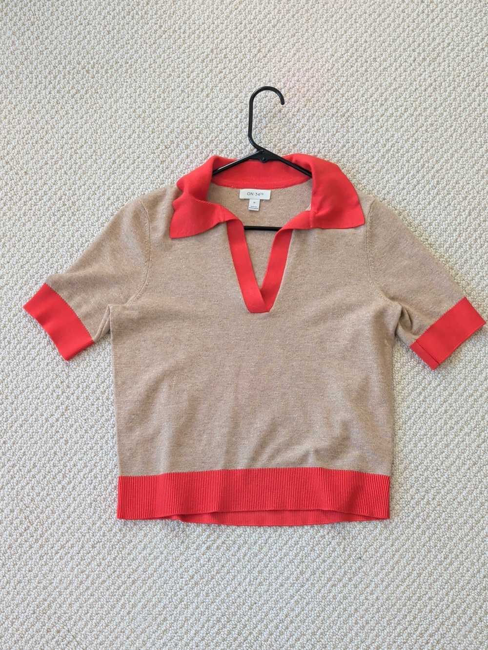 ON 34th Short Sleeve Polo Tee in Camel with Coral Trim
